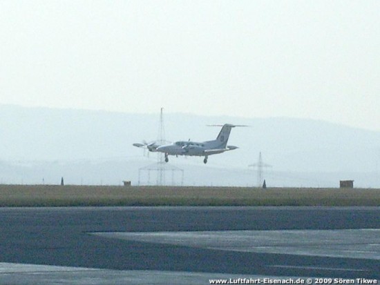 D-IFSH_PA-42-720_Cheyenne-3a_Leipziger-Messe_EDGE-31032009_Nr-1_S-Tikwe_W.jpg