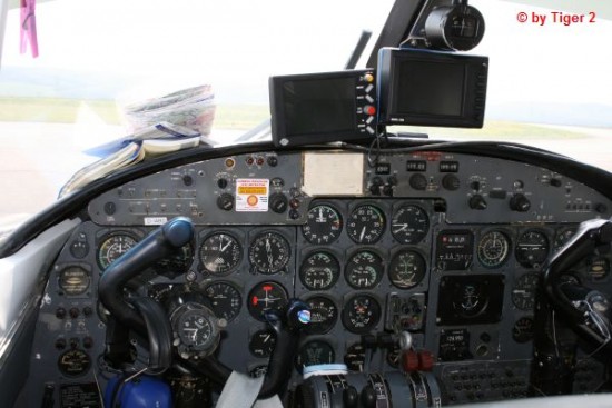 Cockpit.jpg