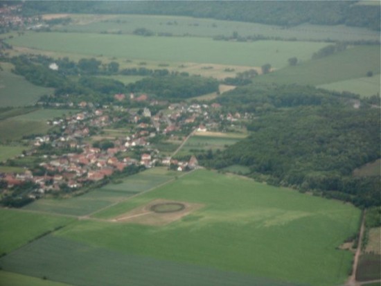 12-06.01. LEJ-EIS_2Flug_01.jpg (36.61 KiB) 8603 mal betrachtet 12-06.01. LEJ-EIS_2Flug_01.jpg