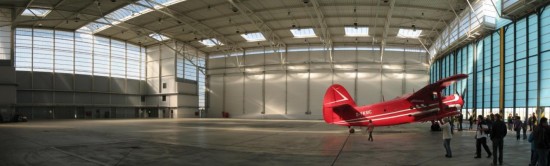 hangar.jpg