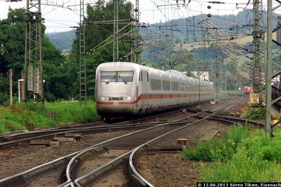 ICE-1_DBAG_EA-12062013_S-Tikwe_02 _W.jpg (167.2 KiB) 12718 mal betrachtet ICE-1_DBAG_EA-12062013_S-Tikwe_02 _W.jpg