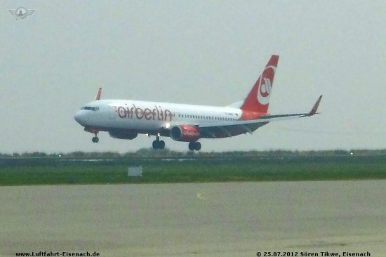 D-ABMP_B737-8J6_Air-Berlin_EDDE-25072013_S-Tikwe_01_W.jpg