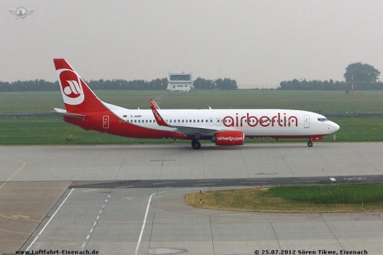 D-ABMP_B737-8J6_Air-Berlin_EDDE-25072013_S-Tikwe_02_W.jpg