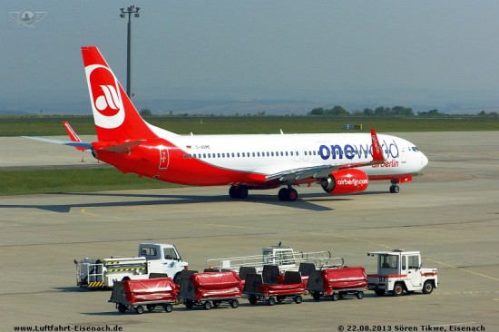 D-ABME_ 737-86J_Air-Berlin_EDDE_22082013_S-Tikwe_05_W.jpg