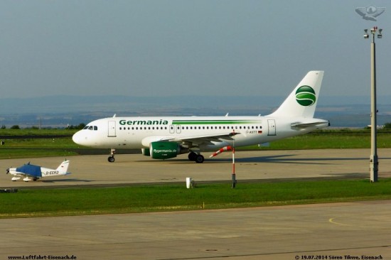 D-ASTT_A319-112_Germania_EDDE-19072014_S-Tikwe_22_W.jpg