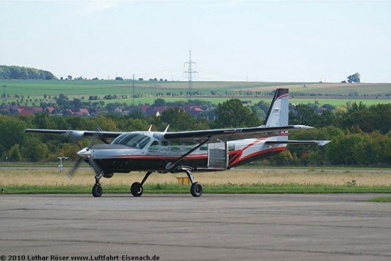 N208SV_C-208b_EDGE-03102010_L-Roeser_04_W.jpg