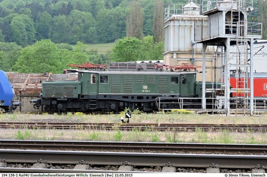194-158-2_Rail4You_Bw-Eisenach-22052015_S-Tikwe_01_W.jpg (187.8 KiB) 7031 mal betrachtet 194-158-2_Rail4You_Bw-Eisenach-22052015_S-Tikwe_01_W.jpg