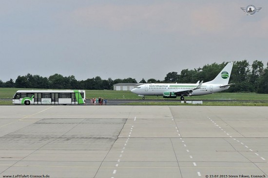D-AGET_B737-75B_Germania_EDDE-23072015_S-Tikwe_02_W.jpg (94.59 KiB) 6723 mal betrachtet D-AGET_B737-75B_Germania_EDDE-23072015_S-Tikwe_02_W.jpg