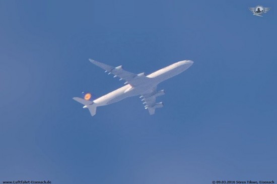 D-AIGL_A340-313_LH_EA-09032016-1320Uhr_S-Tikwe_01_W.jpg (15.58 KiB) 8356 mal betrachtet D-AIGL_A340-313_LH_EA-09032016-1320Uhr_S-Tikwe_01_W.jpg