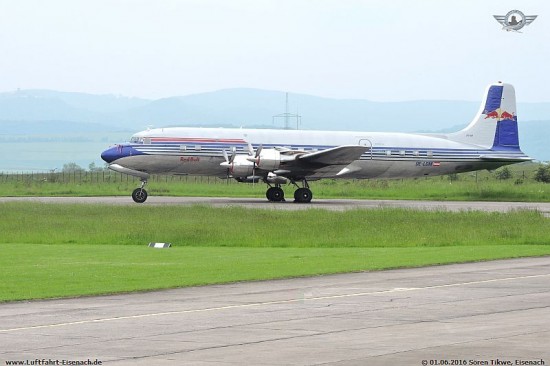 OE-LDM_DC-6B_Flying-Bulls_EDGE-01062016_S-Tikwe_03b_W.jpg