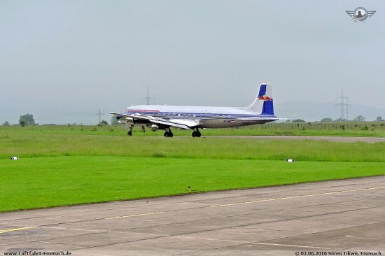 OE-LDM_DC-6B_Flying-Bulls_EDGE-02062016_S-Tikwe_04b_W.jpg (56.43 KiB) 15976 mal betrachtet OE-LDM_DC-6B_Flying-Bulls_EDGE-02062016_S-Tikwe_04b_W.jpg