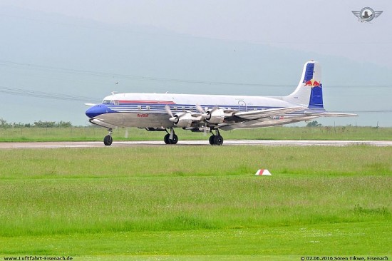 OE-LDM_DC-6B_Flying-Bulls_EDGE-02062016_S-Tikwe_06_W.jpg (78.73 KiB) 15980 mal betrachtet OE-LDM_DC-6B_Flying-Bulls_EDGE-02062016_S-Tikwe_06_W.jpg