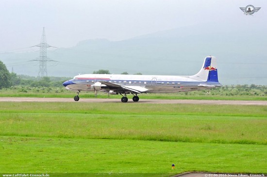 OE-LDM_DC-6B_Flying-Bulls_EDGE-02062016_S-Tikwe_10_W.jpg (62.47 KiB) 12399 mal betrachtet OE-LDM_DC-6B_Flying-Bulls_EDGE-02062016_S-Tikwe_10_W.jpg