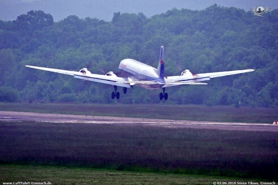 OE-LDM_DC-6B_Flying-Bulls_EDGE-02062016_S-Tikwe_11_W.jpg (68.71 KiB) 12399 mal betrachtet OE-LDM_DC-6B_Flying-Bulls_EDGE-02062016_S-Tikwe_11_W.jpg