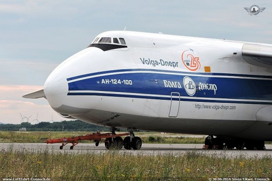 RA-82074_AN-124-100_VDA_LEJ-30062016_S-Tikwe_01_W.jpg