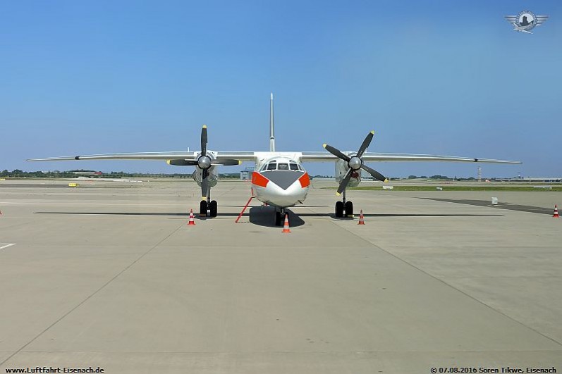 LZ-ABJ_AN-26B_Rose-Air_LEJ-07082016_S-Tikwe_02b_W.jpg