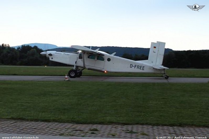 D-FREE_PC-6B1-H2_Pullout-Skydive_EDGE-08072017_A-Fuhrmann_01_W.jpg