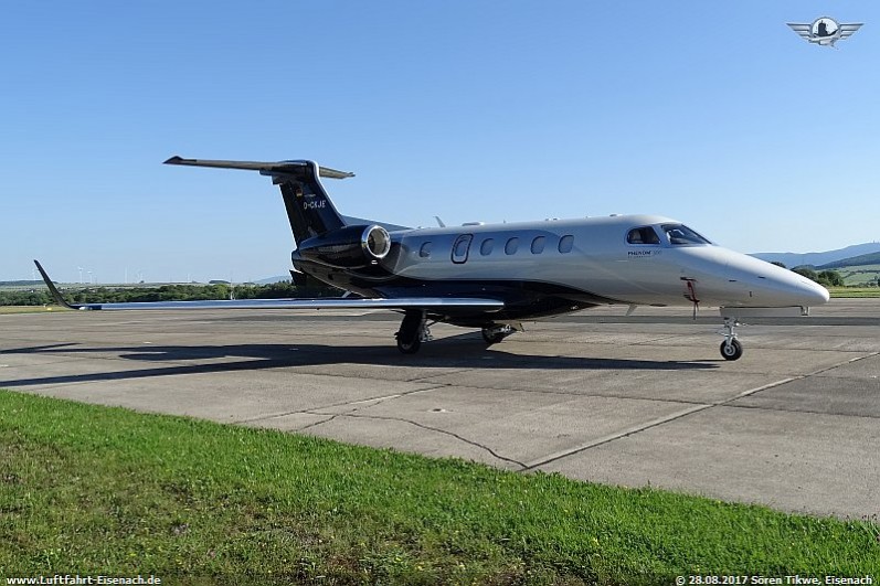 D-CKJE_Phenom-300_Luxaviation-Germany_EDGE-28082017_S-Tikwe_02_W.jpg