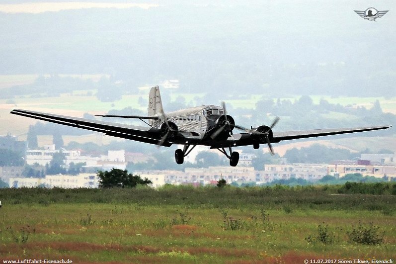 D-AQUI_ (D-CDLH)_JU-52-3m-g8e_LH_EDDE-11072017_S-Tikwe_05_W.jpg (89.76 KiB) 34844 mal betrachtet D-AQUI_ (D-CDLH)_JU-52-3m-g8e_LH_EDDE-11072017_S-Tikwe_05_W.jpg
