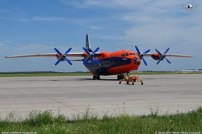 UR-CNN_AN-12B_Cavok_LEJ-30072017_S-Tikwe_01_W.jpg