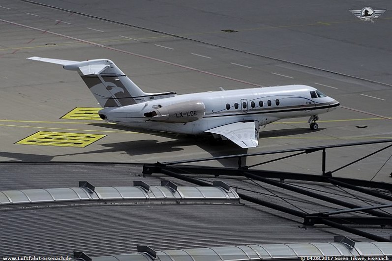 LX-LOE_Hawker-4000_Flying-Group_LEJ-04082017_S-Tikwe_01_W.jpg