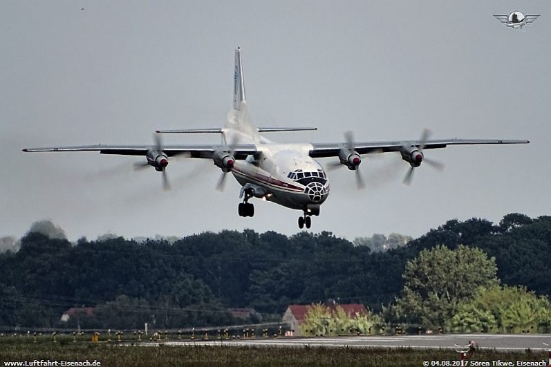 UR-CGW_AN-12BP_Ukraine-Air-Alliance_LEJ-04082017_S-Tikwe_04_W.jpg