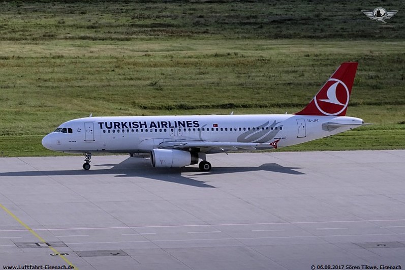 TC-JPT_A320-232_Turkish-Airlines_LEJ-06082017_S-Tikwe_02_W.jpg